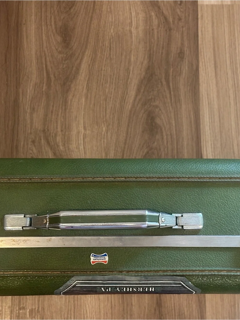 Vintage American Tourister Tiara Hard Shell Suitcase Green Luggage 24x17x7